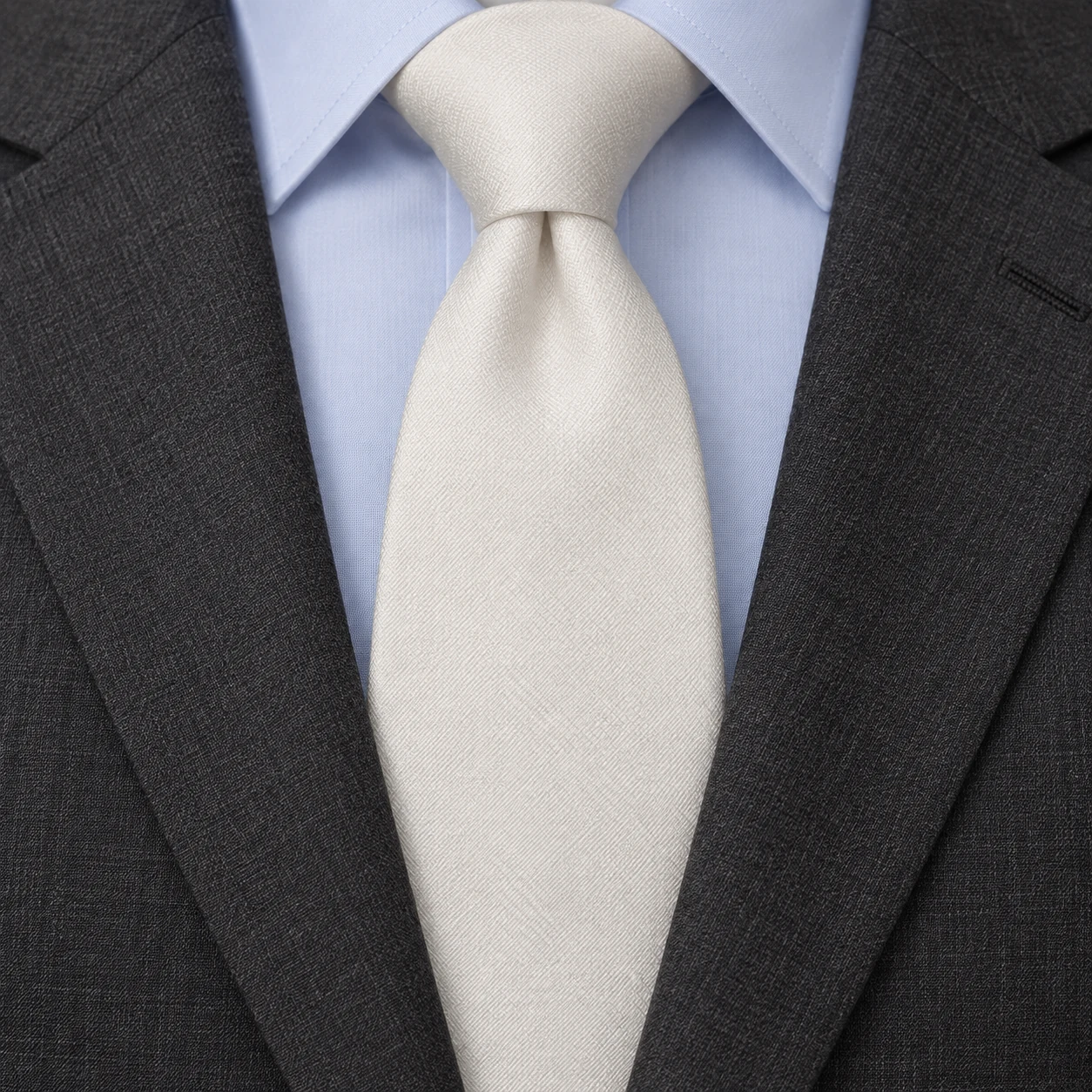 Pearl Ivory Textured Solid Necktie — ver 3 de 3